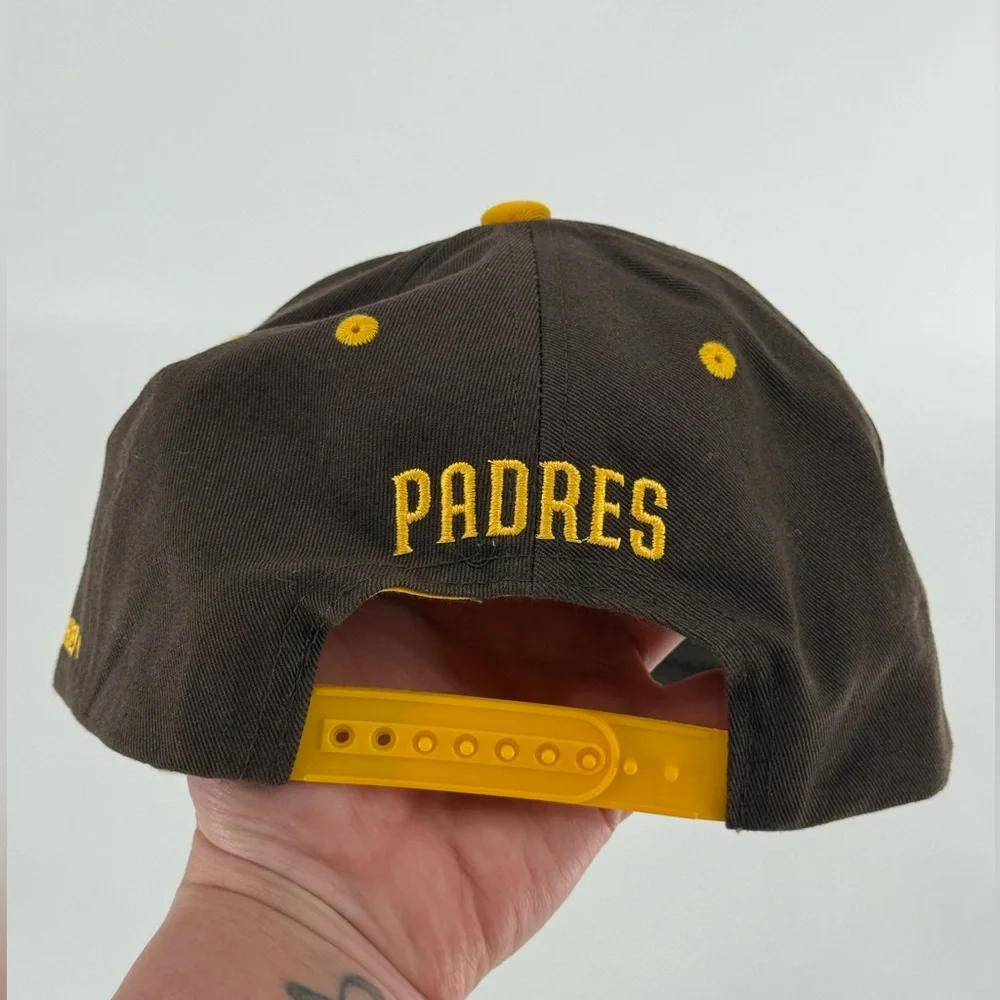 Melonwear San Diego Padres Baseball SnapBack Adjustable‎ Hat NWOTS